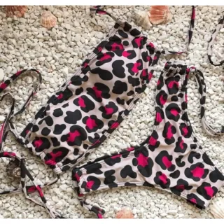 Moda Blogueira: Biquini Feminino Canelado Suplex Cropped Asa Delta - Onça Lilas