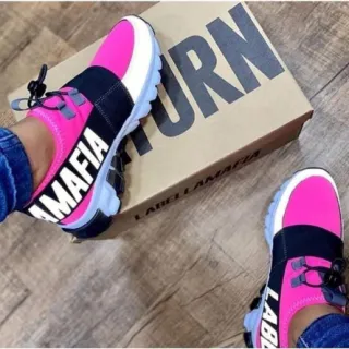 Tênis Caminhada/Academia Feminino LabelaMafia Premium Refletivo - preto prata