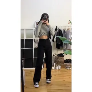 Moda feminina: Calça Pantalona Wide Leg Jeans - Tendência Gringa - Wide escuro destroyed no joelh