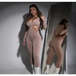 Macacão manga longa com bojo Gringa - Preto e Nude - Preto