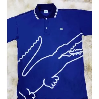 Promoção Camisa Gola V Estampada Unisex - Vermelho