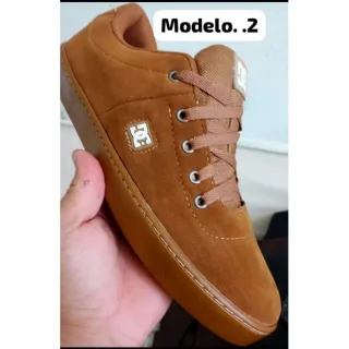 Calçado masculino unissex - Skatista: Tenis Skate com sola braqueada (costurada)