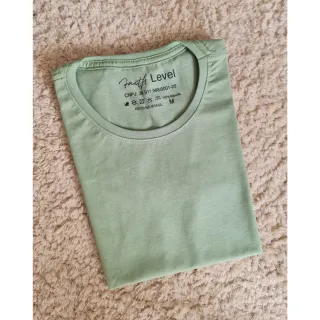 Blusa Feminina Lisa de Algodão, T-Shirt Gola Redonda Basica - Vermelho