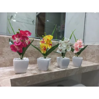 Decoração com Kit de 4 Vasos Artificiais de Flores - Opção 2