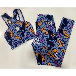 Conjunto de treino suplex feminino transpassado, calça legging e top cropped - Preto