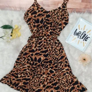 Alça soltinho feminino vestido curto viscose - Preto com flores