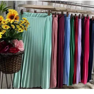 Moda Evangélica Longo Liso Saia Plissada Forrada Confortável - Preto