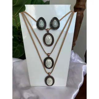 Moda Afro Feminino - Conjunto Triplo Colar Couro e Brincos Vintage Etnico - Mod 4