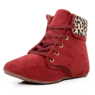 Bota Feminina Coturno Inverno Xadrez Estampada Cano Curto - Xadrez