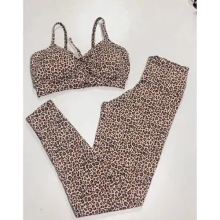 Top de regulagem com calça Legging em poliamida - conjunto preto leg ciganinha