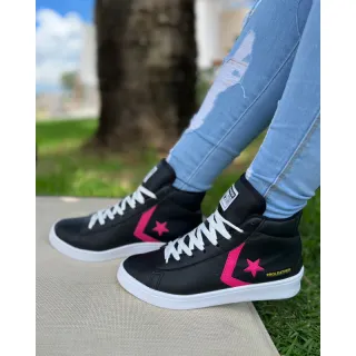 Lançamento 2023: Bota Feminina Casual Perfeita - All* Blogueira - PRETO/PINK
