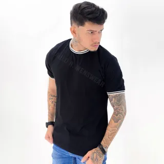 Camiseta Listrada Masculina em Malha de Algodão - Verde musgo