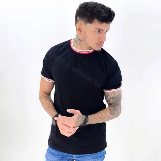 Camiseta Listrada Masculina em Malha de Algodão - Verde musgo