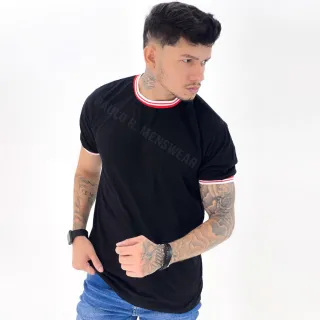 Camiseta Listrada Masculina em Malha de Algodão - Verde musgo
