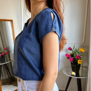 Blusa jeans feminina com gola padre e manga com botão - JEANS ESCURO