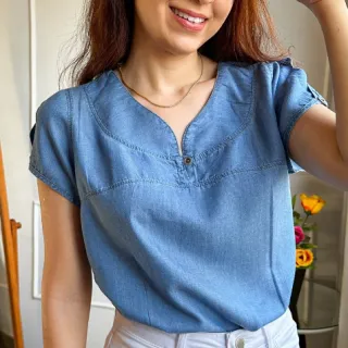 Blusa jeans feminina com gola padre e manga com botão - JEANS ESCURO