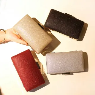 Bolsa Feminina de Festa com Glitter, Ombro e Corrente - Preto