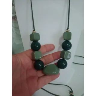 Escolha vários modelos de maxi colar feminino - Preto amêndoa