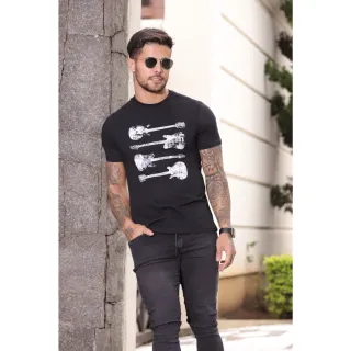 Camiseta Premium Estampada Guitarras Masculina - Preto