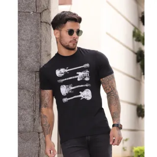Camiseta Premium Estampada Guitarras Masculina - Preto