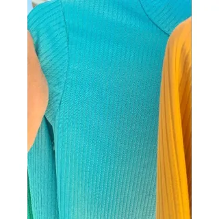 Top cropped manga comprida em promoção - Branco