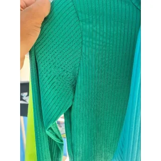 Top cropped manga comprida em promoção - Branco