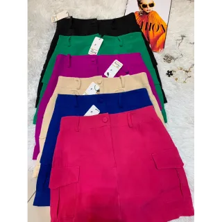 Saia cargo em tecido de alfaiataria curta - Verde Bandeira