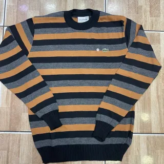 Suéter manga longa masculina com detalhes na gola e mangas - Azul marinho/c cinza