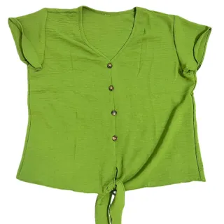 Blusa feminina com botão, manga curta - Verde Escuro