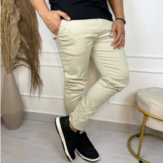 Calça Casual Slim Masculina de Sarja com Elastano