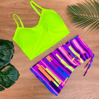 Conjunto Fitness Feminino Estampado - Cropped Top com Bojo e Short de Cordinha Regulagem - Estampa 2