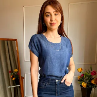 Blusa feminina manga curta jeans, gola canoa com dois botões - JEANS ESCURO