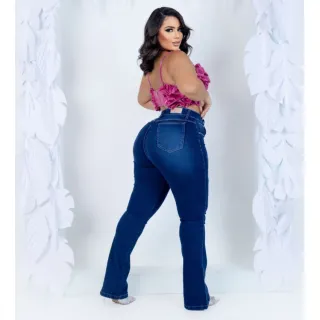 Plus Size Calça Jeans Flare Boca de Sino - 52