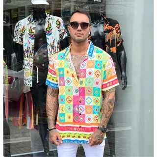 Camisa Salada de Frutas Manga Curta Unissex - PROMOÇÃO - G