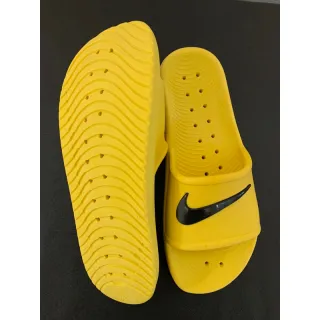 Lançamento Slide Chinelo: Conforto e Estilo em um Novo Modelo - Bege