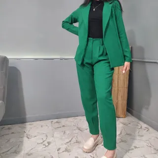 Conjunto Feminino Blazer Calça em Linho Max Alfaiataria - Cru