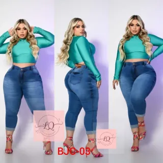 Premier Plus Size Calça Capri em Jeans - LQC01