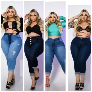 Premier Plus Size Calça Capri em Jeans