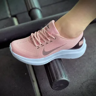 Envio Imediato - Tênis Feminino Zoom Utility Para Academia, Caminhada e Corrida - NUDE PRETO UT