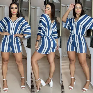 Moda feminina: Macaquinho curto listrado com gola V e manga flare - Verde com 2 listra