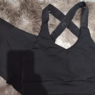 Conjunto de academia em malha suplex nacional - Top e short fitness - VERDE BOLSO