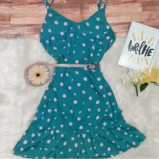 Alça soltinho feminino vestido curto viscose - Preto com flores