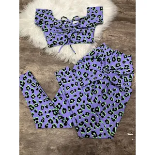 Calça Empina Bumbum + Top Ciganinha - Conjunto Fitness Karyne - Caveira vermelha