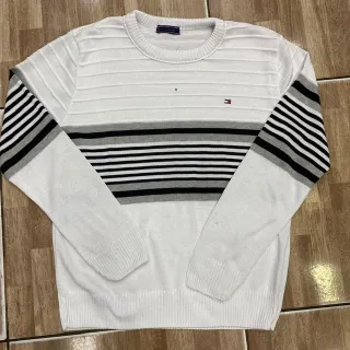 Suéter manga longa masculina com detalhes na gola e mangas - Azul marinho/c cinza