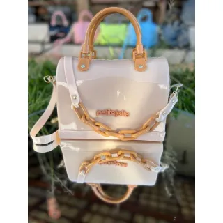 Envio imediato! Bolsa Baú Petite Jolie com alça de corrente, tendência em maletas