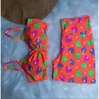 Conjunto moda academia Crossfit, short empina e top treino em poliamida - Conjunto Branco