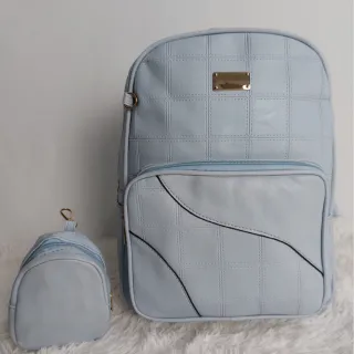 Bolsa Feminina de Couro Mochila - Preta
