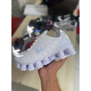 Promoção Tênis Masculino Refletivo com 12 Molas - Vermelho