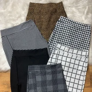 Alta Qualidade Saia Feminina Curta Fendinha Lateral - Varias Cores - Pata de Gato