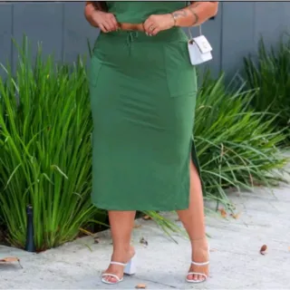 Moda blogueira: Saia Jogger Midi em moletom, cores neon novas - G1